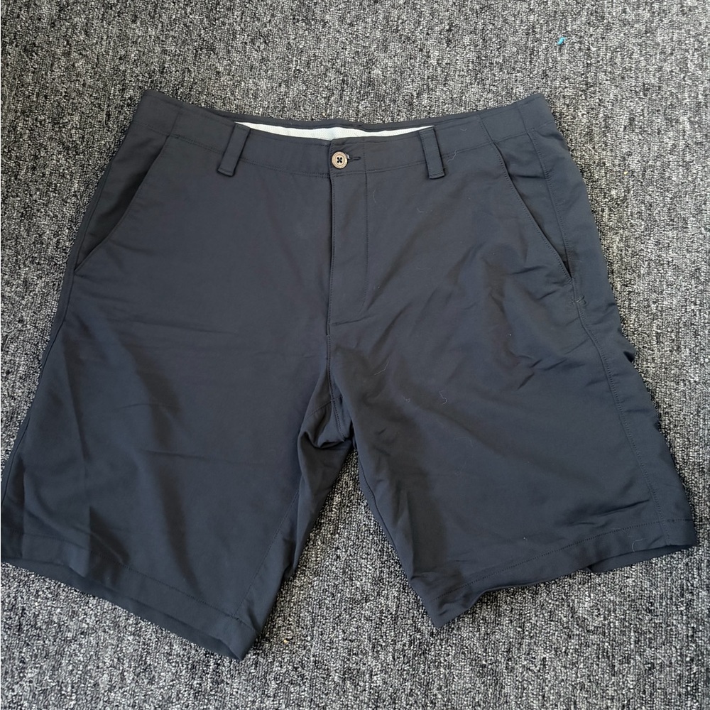 Under Armour Men's Dark Gray Flat Front Shorts